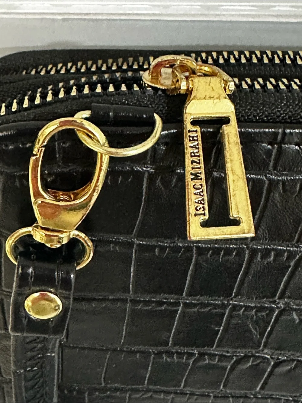 Isaac Mizrahi Women's Paulette Cross Body Wallet Purse Removable Strap Black
